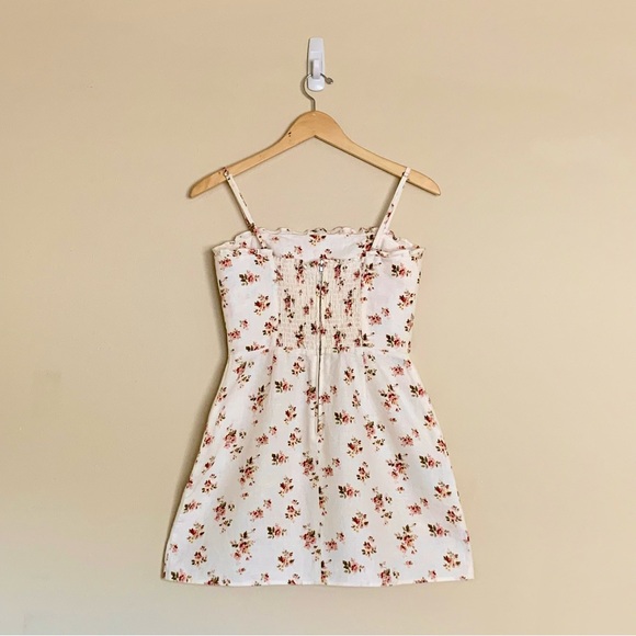 Reformation | Ava Ruffle Linen Mini Dress - Picture 3 of 15